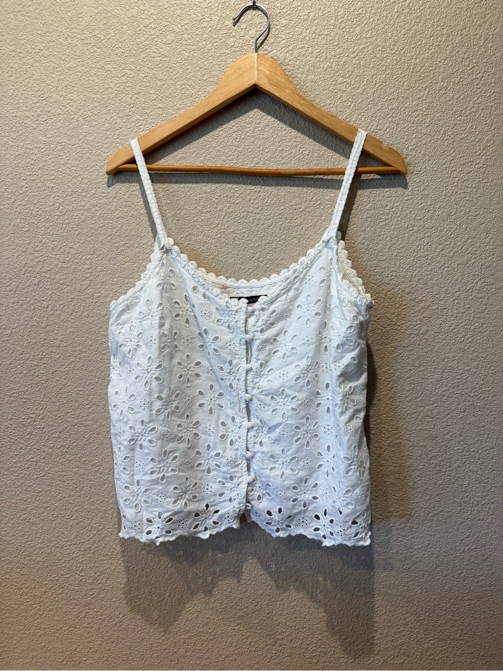 Abercrombie & Fitch White Eyelet Camisole